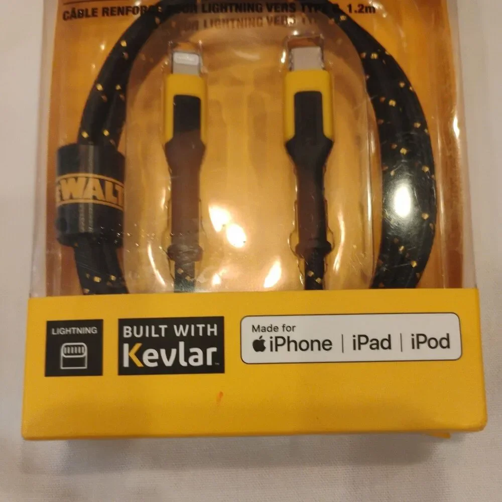 DeWalt Type C Reinforced Braided Cable For iPhone/iPad/iPod 4ft #DXMA1311357